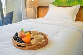 Signature Beachside Condotel Nha Trang