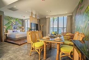 Signature Beachside Condotel Nha Trang