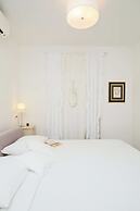 Hedera Estate, Hedera A8