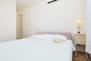 Hedera Estate, Hedera A8