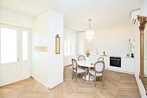 Hedera Estate, Hedera A8