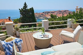 Hedera Estate, Hedera A8