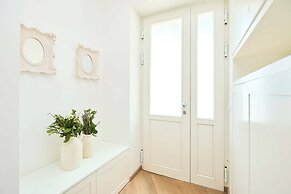 Hedera Estate, Hedera A8