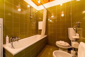 A due Passi dal Belvedere by Wonderful Italy