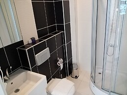 Alfa Apart Hotel