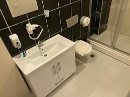 Alfa Apart Hotel