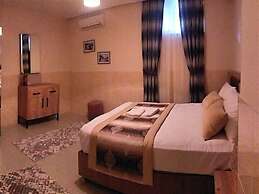 Alfa Apart Hotel