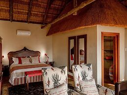 Mmakuba Private Game Lodge