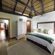 Mmakuba Private Game Lodge