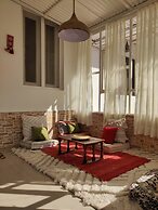 Oakwood Forest Retreat