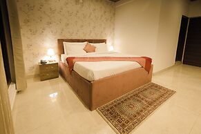 Oakwood Forest Retreat