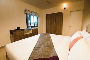 Oakwood Forest Retreat