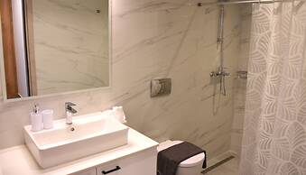 Casa di Pino in Paradisi Square Near Airport