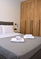 Casa di Pino in Paradisi Square Near Airport