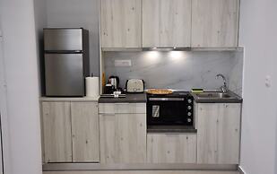 Casa di Pino in Paradisi Square Near Airport