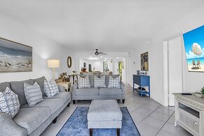 This Condo Is Located In One Of Islamorada's Most Prestigious Condo Co