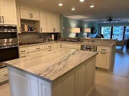 This Condo Is Located In One Of Islamorada's Most Prestigious Condo Co