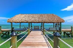 This Condo Is Located In One Of Islamorada's Most Prestigious Condo Co