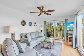 Updated Unit With Beautiful Florida Bay Sunsets 1 Bedroom Condo by Red