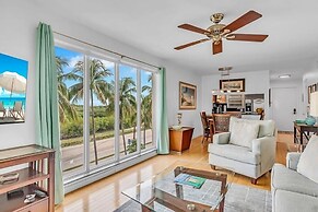 Updated Unit With Beautiful Florida Bay Sunsets 1 Bedroom Condo by Red
