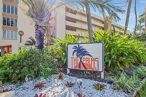 Updated Unit With Beautiful Florida Bay Sunsets 1 Bedroom Condo by Red