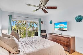 Updated Unit With Beautiful Florida Bay Sunsets 1 Bedroom Condo by Red