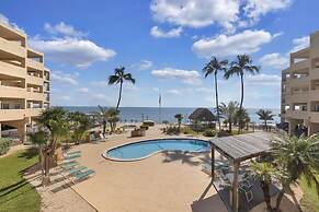 Updated Unit With Beautiful Florida Bay Sunsets 1 Bedroom Condo by Red