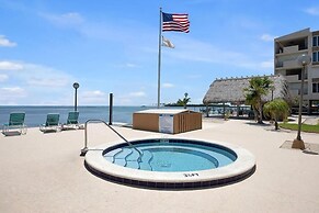 Updated Unit With Beautiful Florida Bay Sunsets 1 Bedroom Condo by Red