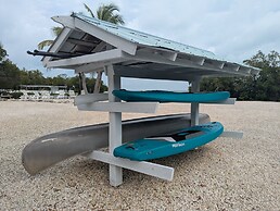 2 Houses Located On A Private Peninsula. 4 Bedroom Home by RedAwning