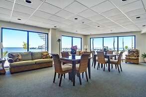 Direct Oceanfront With Private Staircase To Beach Prestigious Islamora