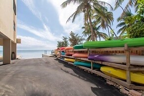 Exceptional Condo With Panoramic Views Of The Atlantic Ocean. 2 Bedroo