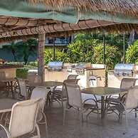 Beautiful Unit In One Of The Most Prestigious Condo Complex In Islamor