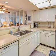 Beautiful Unit In One Of The Most Prestigious Condo Complex In Islamor