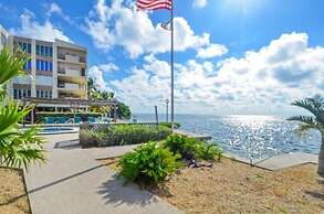Beautiful Condo With Panoramic Views Of The Atlantic Ocean. 2 Bedroom 