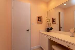 Beautiful Condo With Panoramic Views Of The Atlantic Ocean. 2 Bedroom 