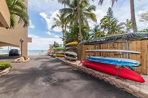 This Oceanfront Condo Is Absolutely Beautiful. 2 Bedroom Condo by RedA