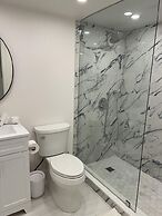 Beautiful Updated Stilted Home Makes For A Super Getaway. 3 Bedroom Ho