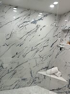 Beautiful Updated Stilted Home Makes For A Super Getaway. 3 Bedroom Ho