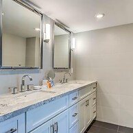 Beautiful Unit In One Of The Most Prestigious Condo Complex In Islamor