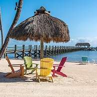 Beautiful Unit In One Of The Most Prestigious Condo Complex In Islamor