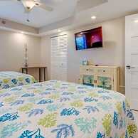 Beautiful Unit In One Of The Most Prestigious Condo Complex In Islamor