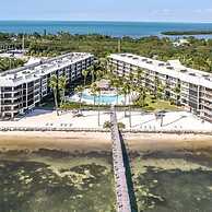 Beautiful Unit In One Of The Most Prestigious Condo Complex In Islamor