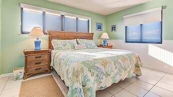 Bayfront Townhome With Boat Slip, Pool And Beach 2 Bedroom Townhouse b