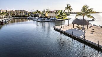 Bayfront Townhome With Boat Slip, Pool And Beach 2 Bedroom Townhouse b