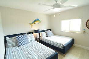 Beautiful Canal Front Home With Above Ground Pool, Dock And Fish Clean