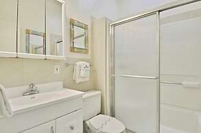 Complete Duplex On Gated Bayfront Property 4 Bedroom Apts by RedAwning