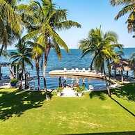 Complete Duplex On Gated Bayfront Property 4 Bedroom Apts by RedAwning