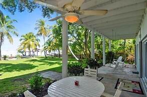 Complete Duplex On Gated Bayfront Property 4 Bedroom Apts by RedAwning