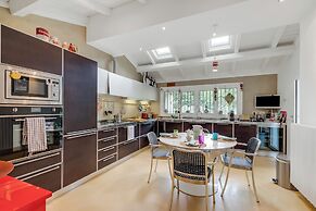 Il Gioiellino Pool And Sauna