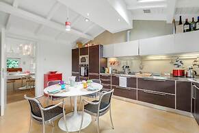 Il Gioiellino Pool And Sauna